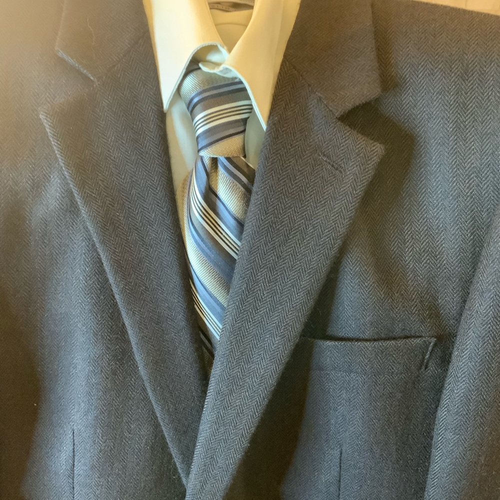 Andrew Fezza Sport Coat. Size 42r. Adding The Thr… - image 3